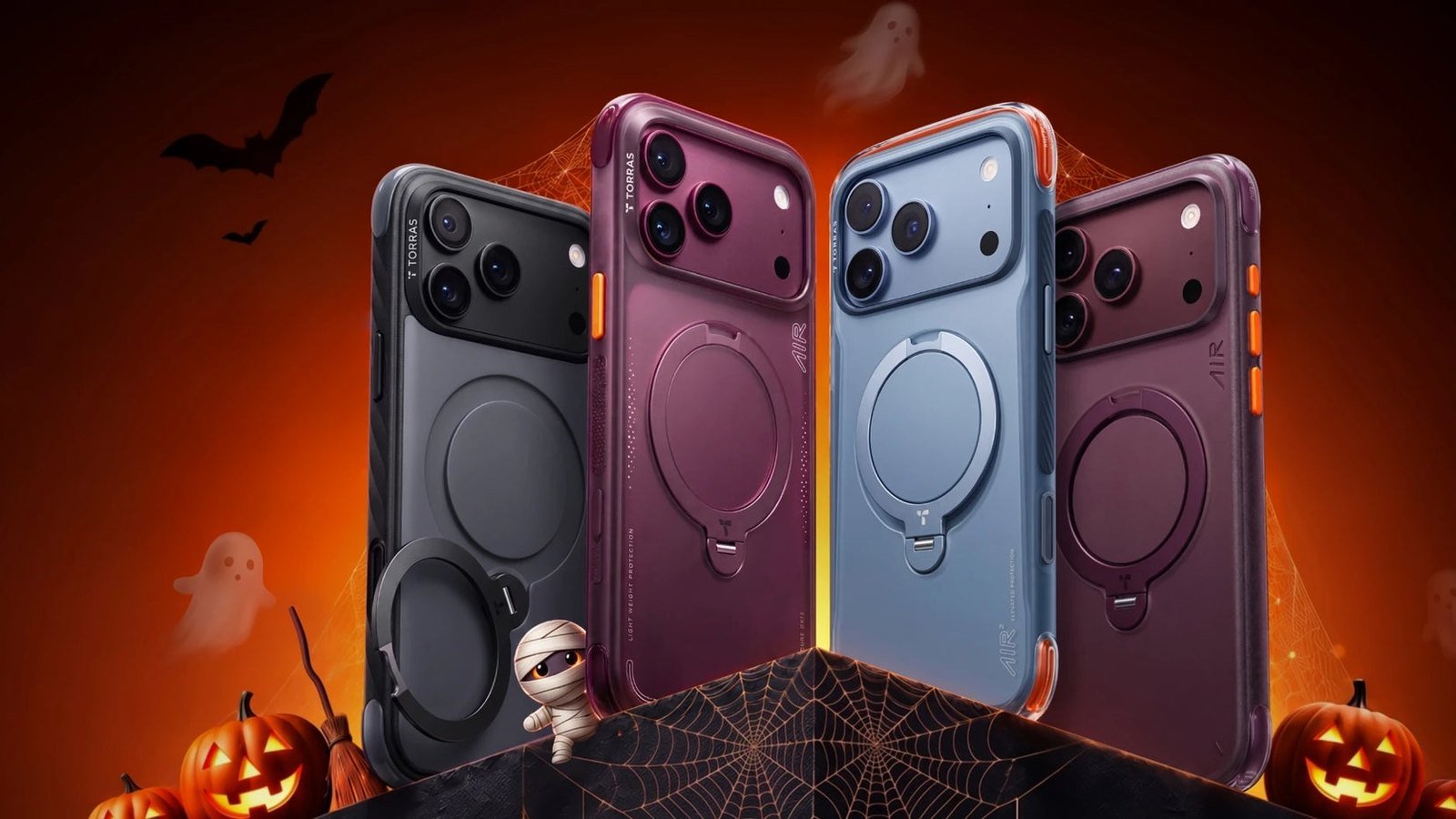TORRAS Halloween sale: Ostand cases with bats, ghosts and pumpkins